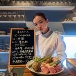 トンカツとワイン 日月 - 