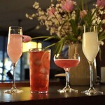 TWELVE ON THE PARK BAR & GRILL - 