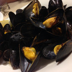 アルティスタ， - フランス産ムール貝ワイン蒸し