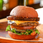 Suns Burger - 料理写真:ベーコンチーズバーガー