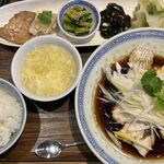 楽関記 - 小籠包はもう食べ終わっています