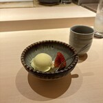 渋谷 天婦羅 ふじもと - 柚子シャーベットと苺