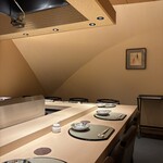 渋谷 天婦羅 ふじもと - カウンター席