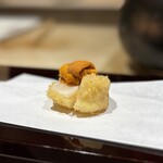 291754017 - 帆立の天麩羅~雲丹を添えて~