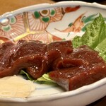 太子堂馬肉料理店 - レバ刺し