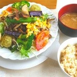 BRIT BOWL - きのこサラダランチ♬