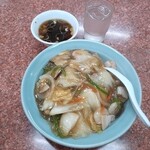 珍來 - 料理写真:中華丼