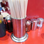 ラーメン二郎 - 卓上調味料