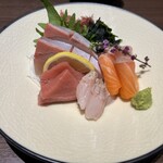 片町居酒屋まごころ 北陸の海鮮と金沢おでん - お造り1人前