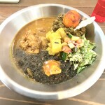 創作スパイス料理 Petti - Pettiさんのオープン3周年特別プレートにスパイス玉子トッピング