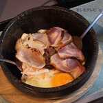 ビーフヤヒロ - 料理写真:天草大王 石焼ビビンバ丼