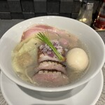 宍道湖しじみ中華蕎麦 琥珀 池袋店 - 