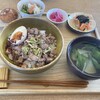 だだ商店 だだ食堂 - お肉の定食(走る豚ルーロー飯定食)