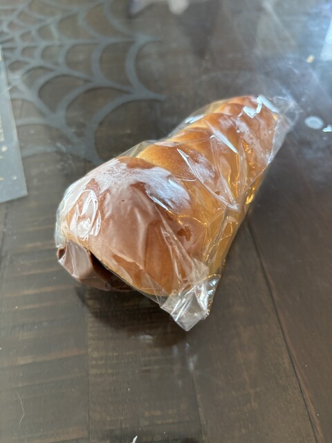 しおぱんページ 移転】塩パン専門店 シオパンヤ fiola （フィオラ） - 環状通東