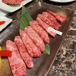 黒毛牛一頭買い 焼肉のすゞき - 