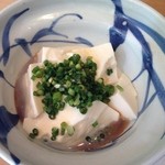 妙見石原荘 食菜石蔵 - お皿にもって、ねぎとポン酢でいただきます