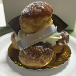 シュークリー - ロッシェ　700円