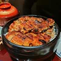 ひつまぶし名古屋備長 グランフロント大阪店 - 外はパリっとカリッと焼かれているけど、中はふわふわです❤