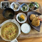 月壺 - 料理写真:月壺定食@1200