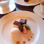 la mura 神戸会下山 - 