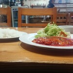 レストラン 141 - サービスメニューBサーモンのチーズ焼き¥750(ライス&スープ付)