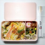 崎陽軒 - 料理写真:彩りちらし弁当