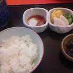 おまかせ割烹 井筒屋 - お味噌汁はつかないの？