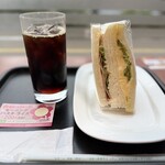 カフェ・ベローチェ - ランチでこれは足りる訳ないよ