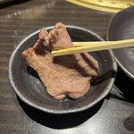 焼肉　萬輝 - 塩タンイタダキ〜(*´︶、`*)ﾉ