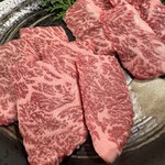 焼肉ホルモン 韓 - 