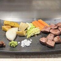 神戸牛 吉祥吉 三宮中央店 - 