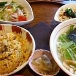 チャイナキッチン彩華 - チャーハンランチ900円　チャーハン・半ラーメン(ラーメン、塩ラーメン、坦坦麺から選択できます)(2014・7)