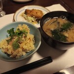 酒肴 新屋敷 - 新ワカメとアサリ＆牡蠣バター＆たけのこと生姜ご飯