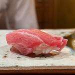 鮨 つぼみ - 鮪大トロ 勝浦 やま幸より
      旨すぎちゃん！
      筋なくめちゃ柔らか！！