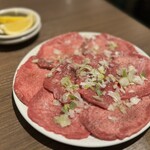 焼肉ホルモン やおき - 