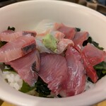 まりーな亭 - ・さしみ丼 1100円