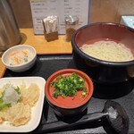 釜あげうどん はつとみ - 