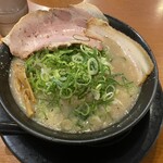 豚人なかまる - 