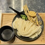 浅草真九郎 - 野菜天ざるうどん1000円を大盛200円