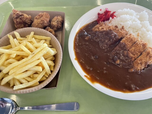 カフェテリア（旧店名 カフェテリアでこぼこ） 北塩原スキー場食堂情報