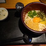 釜あげうどん はつとみ - 釜玉うどん800円