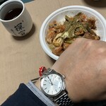 やきとりたけちゃん - 左腕のお供と