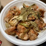 やきとりたけちゃん - 焼鳥丼(肉増量)
