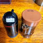 味処 まるたか - 卓上調味料