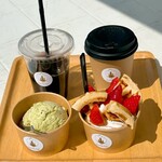 blanche cafe - 、