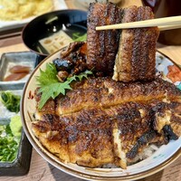 那古野 しば福や 名駅店 - しば福丼