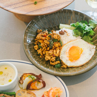 選べるメインのお得なランチコース