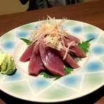 魚問屋 魚きんた - かつお刺し　650円