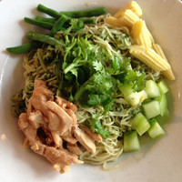 coci - 季節メニュー！パクチー麺