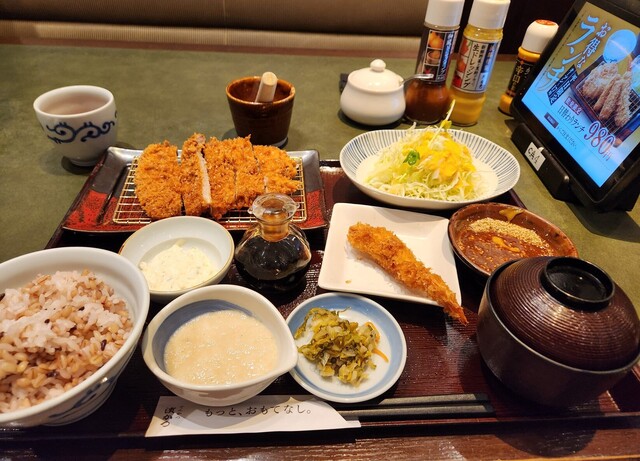 Tonkatsu Hamakatsu Sasebo Ekimae Ten - Sasebo/Tonkatsu (Pork